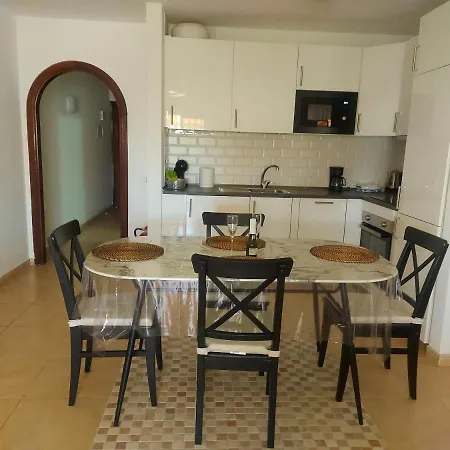 Under The Lime, Beautiful Cristianos Appartement